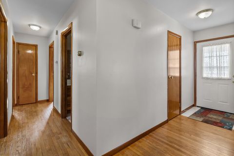 Tiny photo for 304 S State Street, Poplar Grove, IL 61065 (MLS # 12554589)