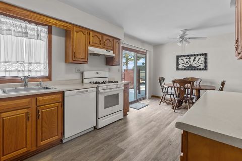 Tiny photo for 304 S State Street, Poplar Grove, IL 61065 (MLS # 12554589)