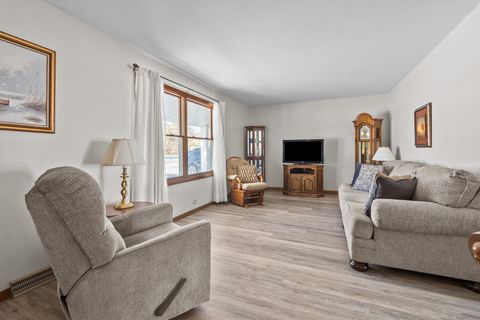 Tiny photo for 304 S State Street, Poplar Grove, IL 61065 (MLS # 12554589)