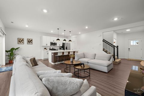 Tiny photo for 10193 McMahon Way, Huntley, IL 60142 (MLS # 12580471)