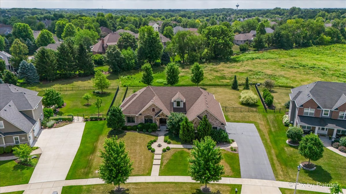 1075 Redbud Lane