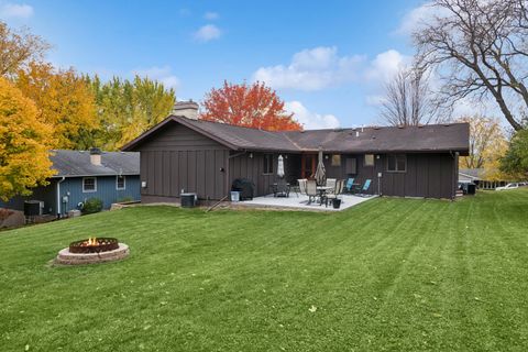 Tiny photo for 4 Summit Street, East Dundee, IL 60118 (MLS # 12510870)