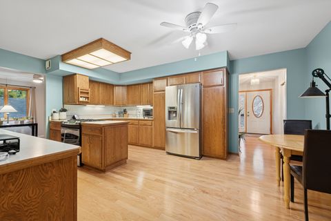 Tiny photo for 4 Summit Street, East Dundee, IL 60118 (MLS # 12510870)