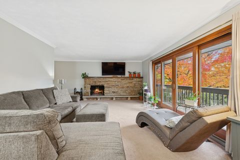 Tiny photo for 4 Summit Street, East Dundee, IL 60118 (MLS # 12510870)