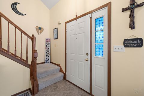 Tiny photo for 2321 Aspen Drive, Woodstock, IL 60098 (MLS # 12572968)