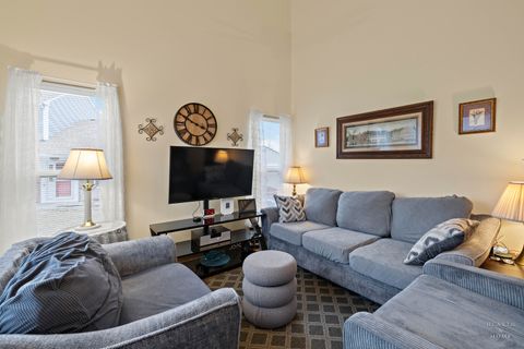 Tiny photo for 2321 Aspen Drive, Woodstock, IL 60098 (MLS # 12572968)