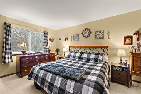 Tiny photo for 2321 Aspen Drive, Woodstock, IL 60098 (MLS # 12572968)