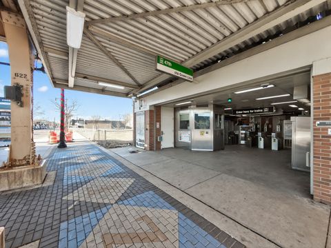 Tiny photo for 4646 S PRAIRIE Avenue #2S, Chicago, IL 60653 (MLS # 12622482)