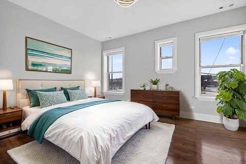 Tiny photo for 4646 S PRAIRIE Avenue #2S, Chicago, IL 60653 (MLS # 12622482)