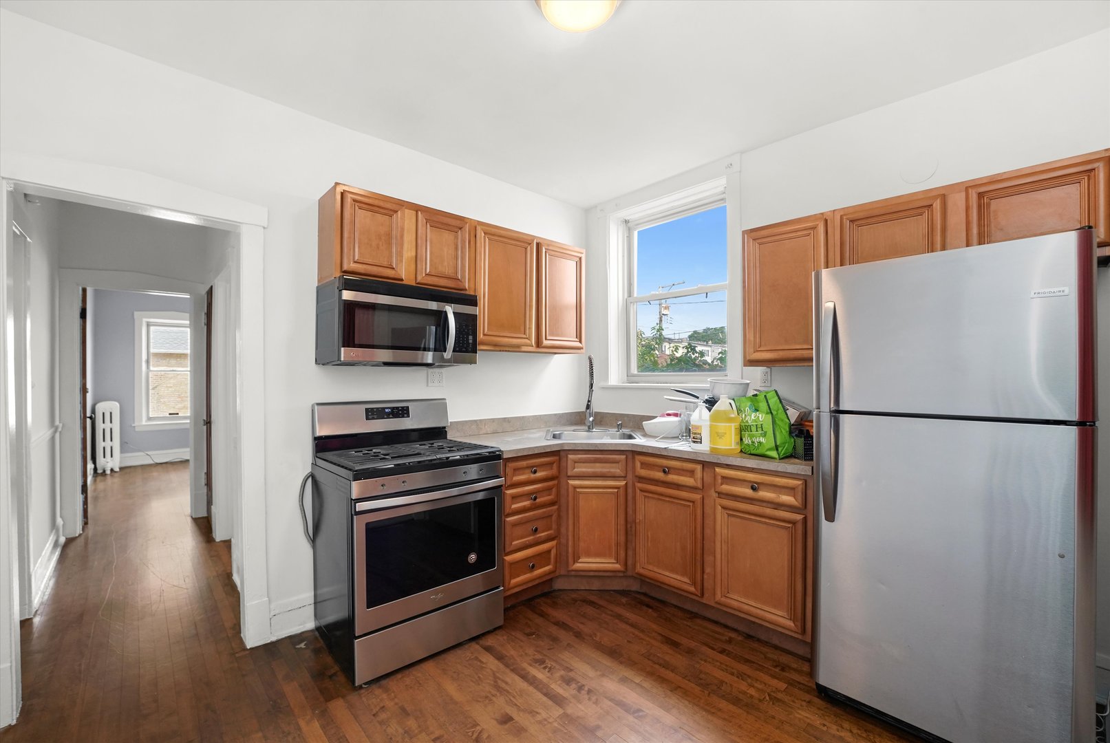 4241 N Laramie Avenue, Chicago, IL, 60641 2 4241 N Laramie Avenue