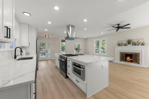 Tiny photo for 1280 Brandywine Circle, Batavia, IL 60510 (MLS # 12479478)