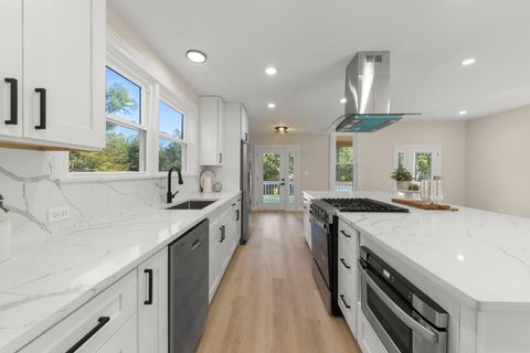 Tiny photo for 1280 Brandywine Circle, Batavia, IL 60510 (MLS # 12479478)