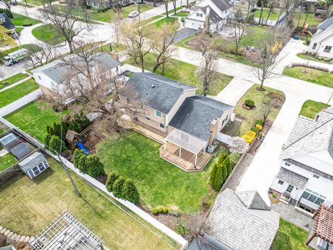 Tiny photo for 707 Jefferson Street, Hinsdale, IL 60521 (MLS # 12615721)