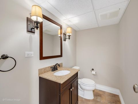 Tiny photo for 707 Jefferson Street, Hinsdale, IL 60521 (MLS # 12615721)