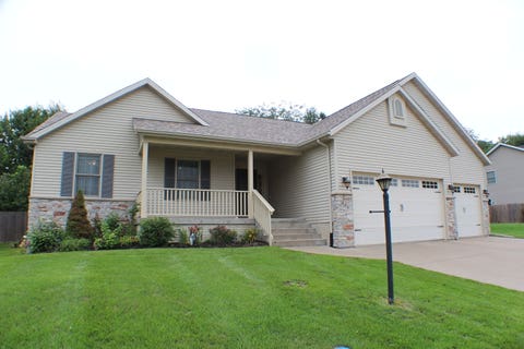 Photo of 601 N 6th St Circle, Princeton, IA 52768 (MLS # 12733944)