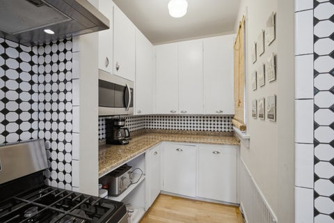 Tiny photo for 1060 Griffith Road, Lake Forest, IL 60045 (MLS # 12764318)