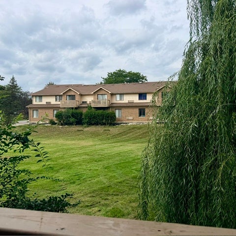 Tiny photo for 33661 N Royal Oak Lane #105, Grayslake, IL 60030 (MLS # 12760803)