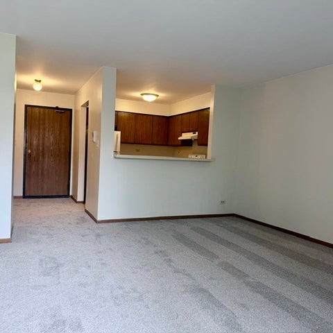 Tiny photo for 33661 N Royal Oak Lane #105, Grayslake, IL 60030 (MLS # 12760803)