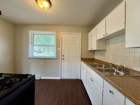 Tiny photo for 14401 Kolin Avenue, Midlothian, IL 60445 (MLS # 12493483)