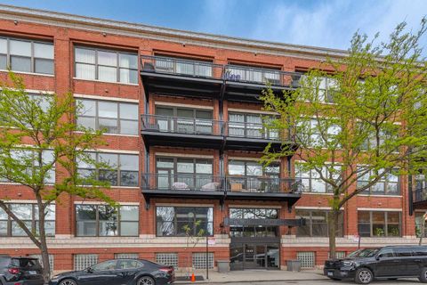 Photo of 1040 W Adams Street #117, Chicago, IL 60607 (MLS # 12626167)
