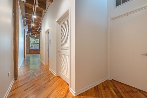 Tiny photo for 1040 W Adams Street #117, Chicago, IL 60607 (MLS # 12626167)