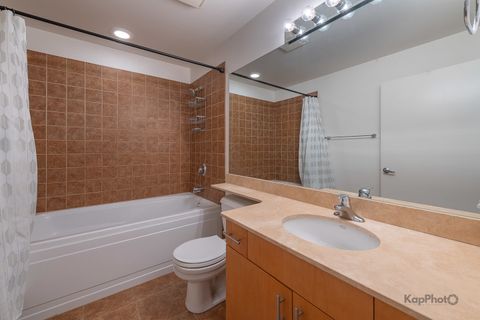 Tiny photo for 1040 W Adams Street #117, Chicago, IL 60607 (MLS # 12626167)