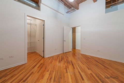 Tiny photo for 1040 W Adams Street #117, Chicago, IL 60607 (MLS # 12626167)