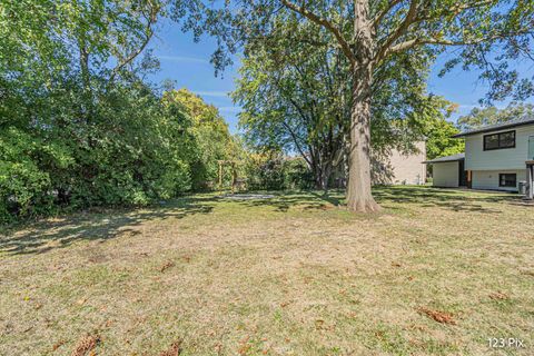 A home in Downers Grove