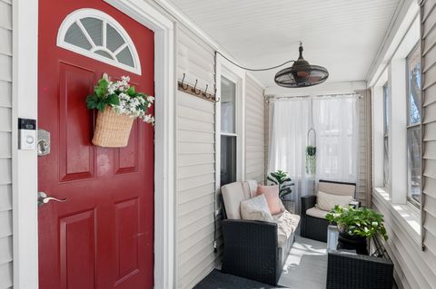 Tiny photo for 1312 Dean Street, St. Charles, IL 60174 (MLS # 12588691)