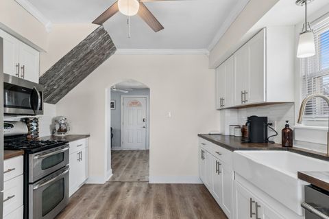 Tiny photo for 1312 Dean Street, St. Charles, IL 60174 (MLS # 12588691)