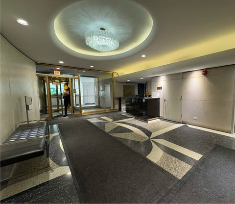 Tiny photo for 21 W Goethe Street #2A, Chicago, IL 60610 (MLS # 12552424)