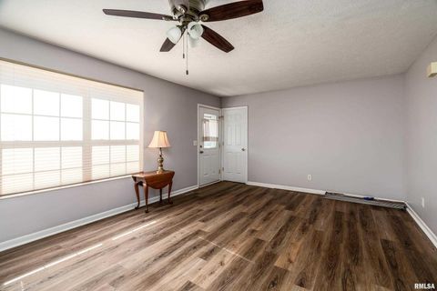 Tiny photo for 2080 Route 166, Creal Springs, IL 62922 (MLS # QC4269007)