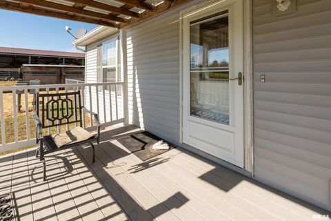 Tiny photo for 2080 Route 166, Creal Springs, IL 62922 (MLS # QC4269007)