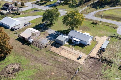 Tiny photo for 2080 Route 166, Creal Springs, IL 62922 (MLS # QC4269007)