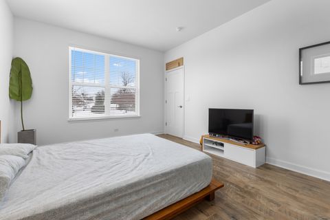 Tiny photo for 775 W Fairway Drive, Addison, IL 60101 (MLS # 12573215)