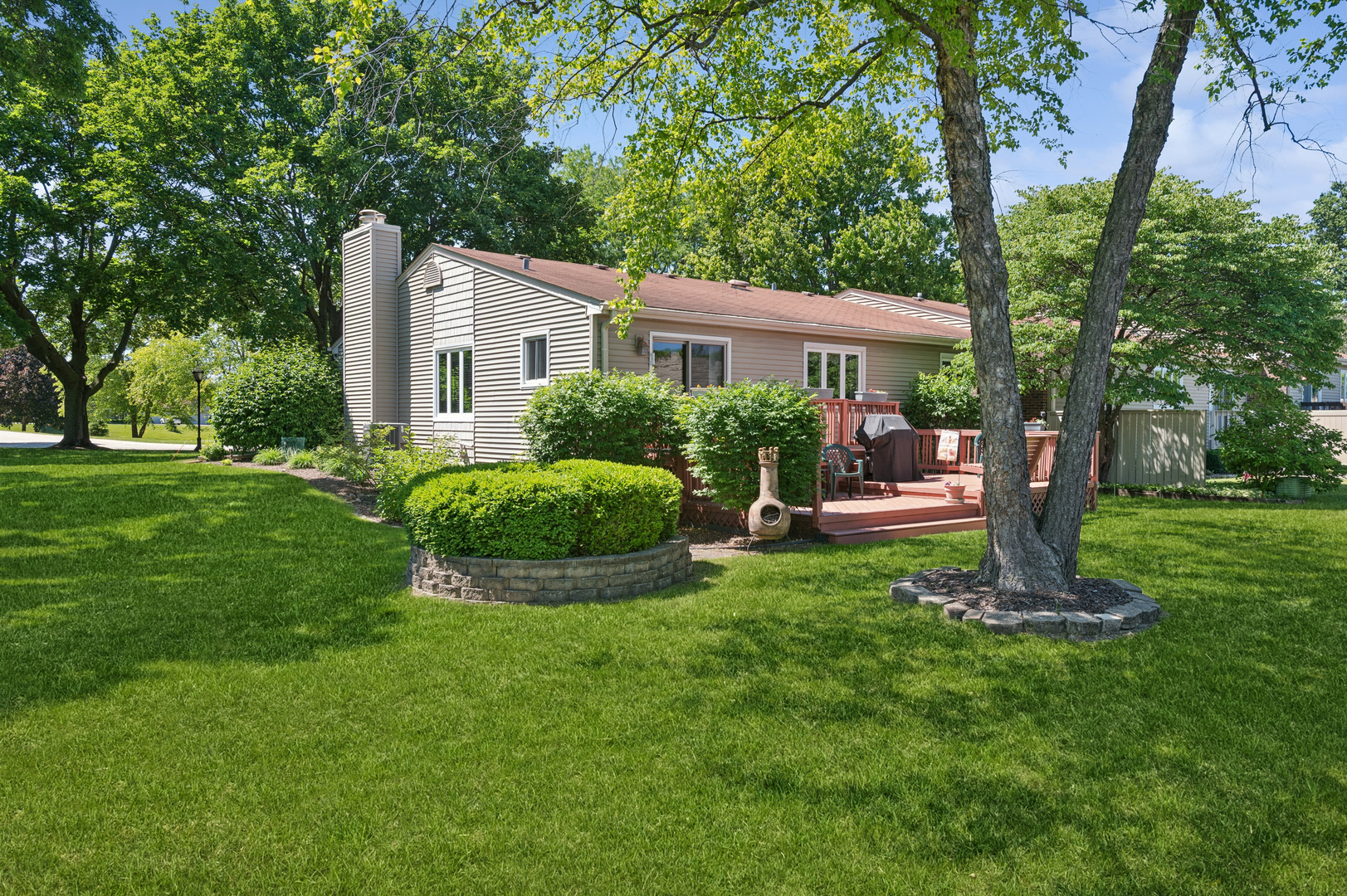 12 Pebblewood Trail