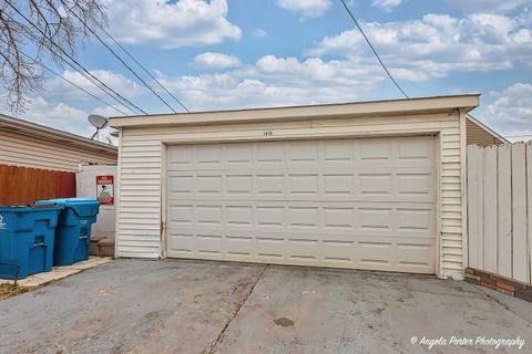 Tiny photo for 1616 N 40th Avenue, Stone Park, IL 60165 (MLS # 12330023)