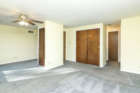 Tiny photo for 170 Cascade Drive, Indian Head Park, IL 60525 (MLS # 12469412)