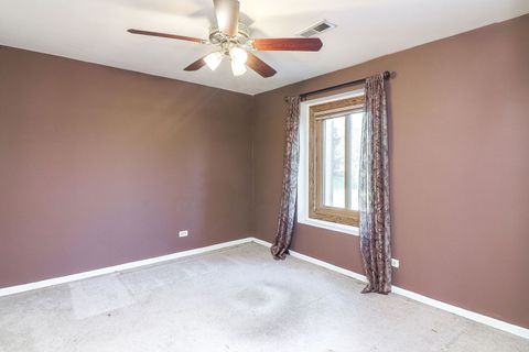 Tiny photo for 170 Cascade Drive, Indian Head Park, IL 60525 (MLS # 12469412)