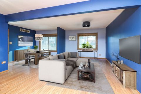 Tiny photo for 170 Cascade Drive, Indian Head Park, IL 60525 (MLS # 12469412)