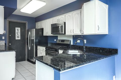Tiny photo for 170 Cascade Drive, Indian Head Park, IL 60525 (MLS # 12469412)