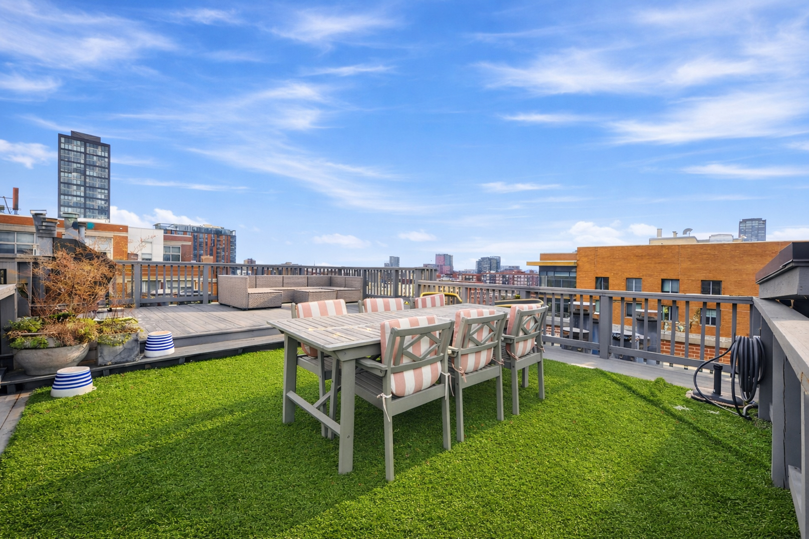 913 W Van Buren Street 7B