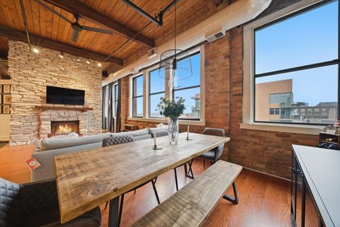 Tiny photo for 913 W Van Buren Street #7B, Chicago, IL 60607 (MLS # 12577429)