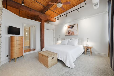 Tiny photo for 913 W Van Buren Street #7B, Chicago, IL 60607 (MLS # 12577429)