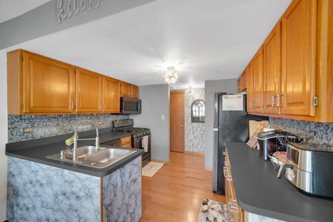 Tiny photo for 1400 Berta Drive, Crest Hill, IL 60403 (MLS # 12532651)