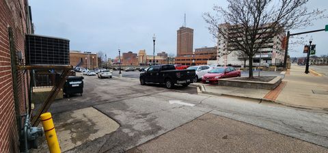 Tiny photo for 55 E New York Street, Aurora, IL 60505 (MLS # 12345580)