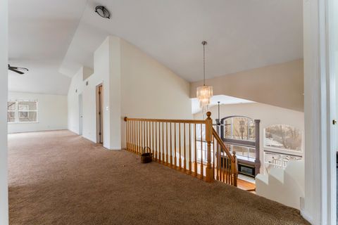 Tiny photo for 9 Greyshire Court, Algonquin, IL 60102 (MLS # 12589490)