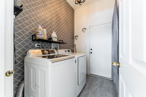 Tiny photo for 9 Greyshire Court, Algonquin, IL 60102 (MLS # 12589490)