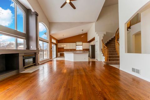 Tiny photo for 9 Greyshire Court, Algonquin, IL 60102 (MLS # 12589490)