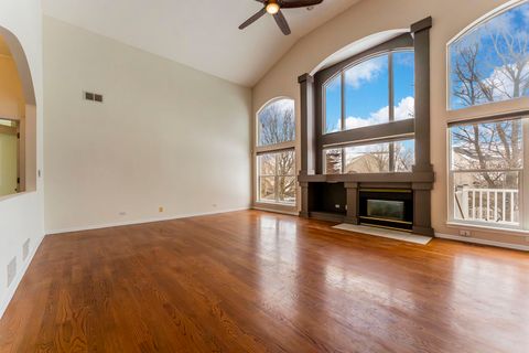 Tiny photo for 9 Greyshire Court, Algonquin, IL 60102 (MLS # 12589490)